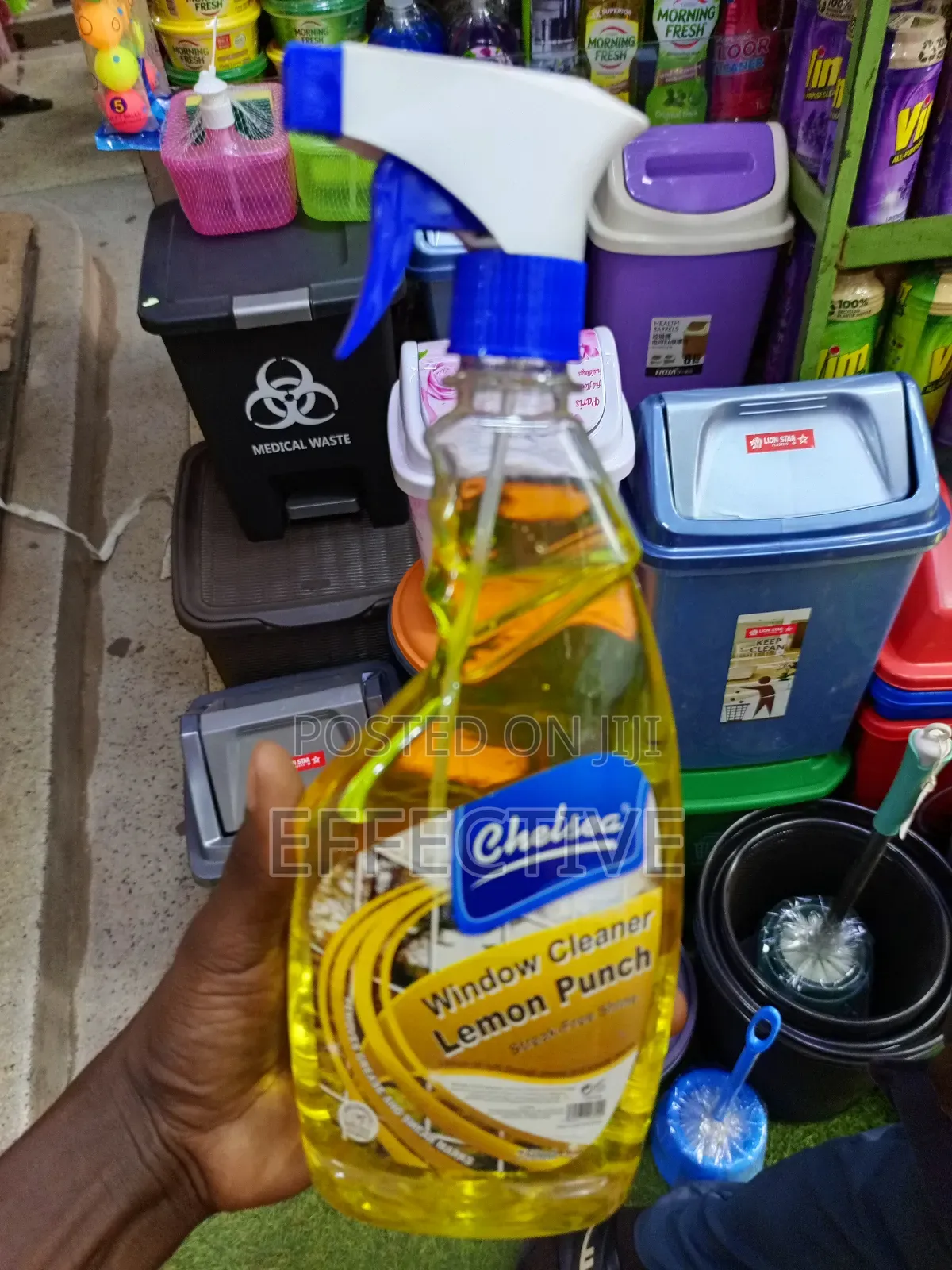 Chelsea Lemon Punch Window Cleaner.