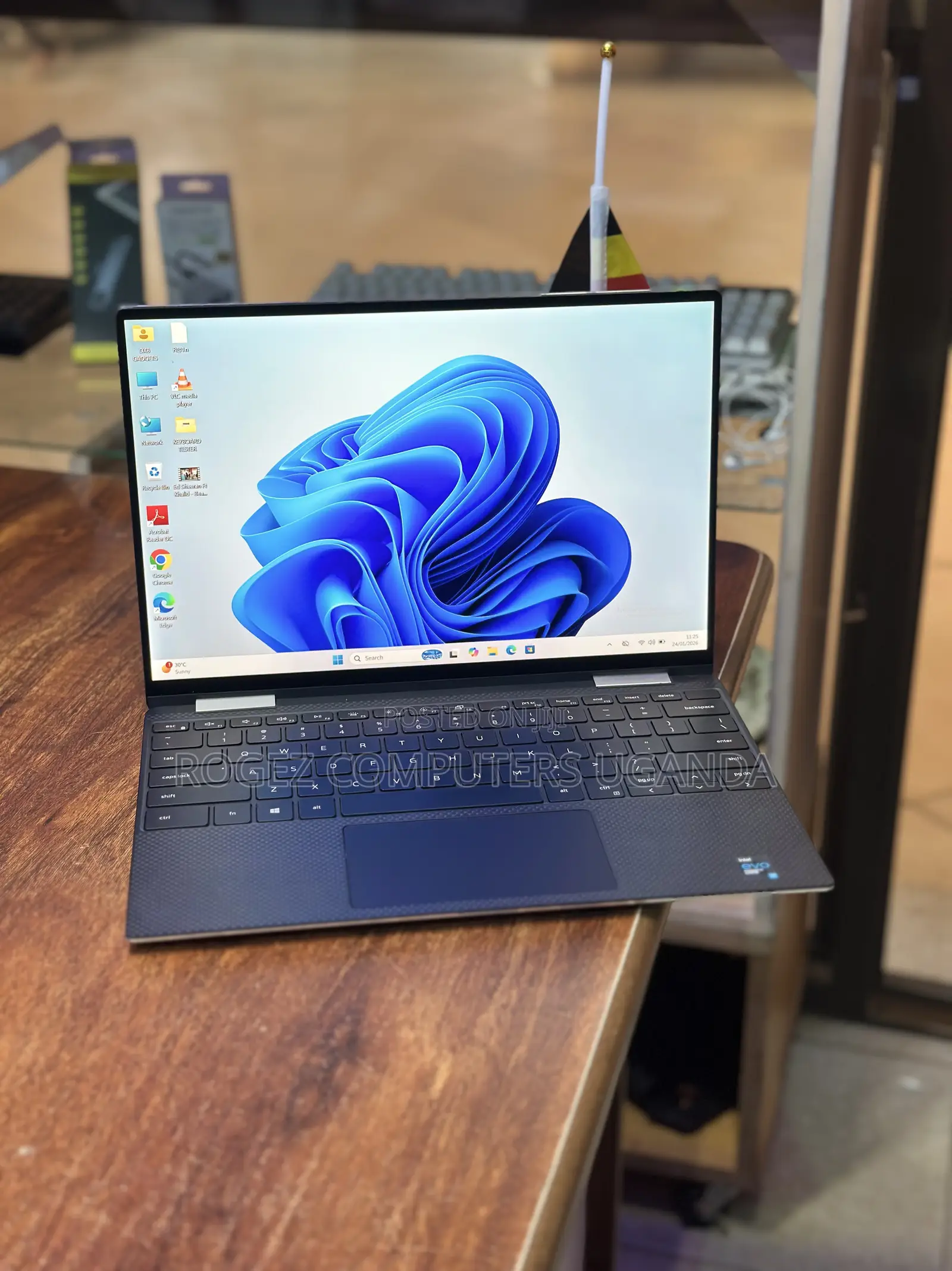 New Laptop Dell XPS 13 9310 16GB Intel Core i7 SSD 512GB