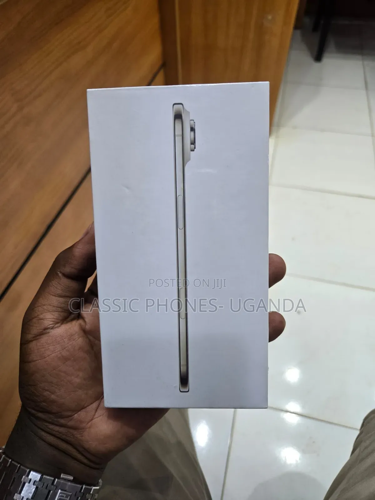 New Apple iPhone Air 256 GB Gold