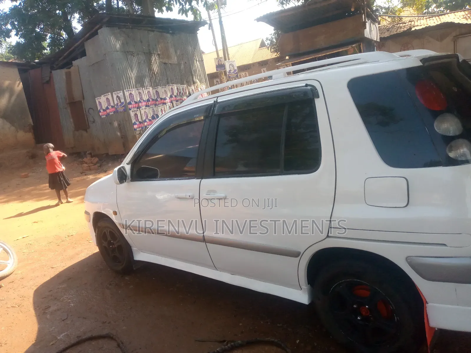 Toyota Raum 2002 White