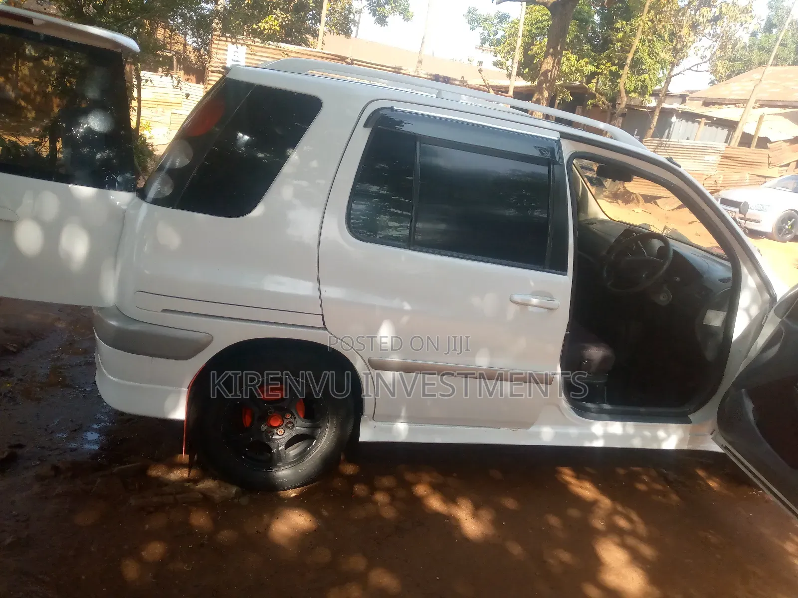 Toyota Raum 2002 White