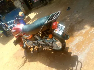 TVS HLX 125 2017 Red