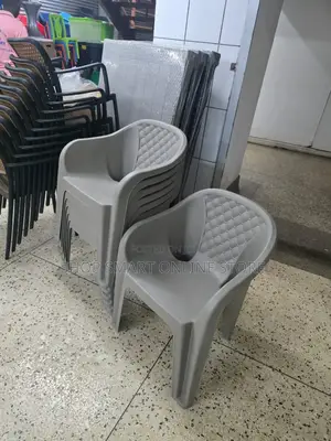 Ambassadors Plastic Chairs Plastic Chairs