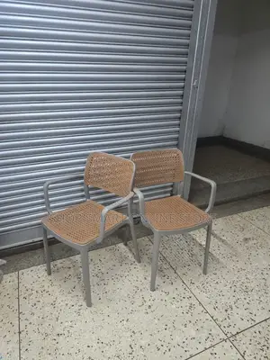 Absorbed Plastic Chairs Plastic Chairs