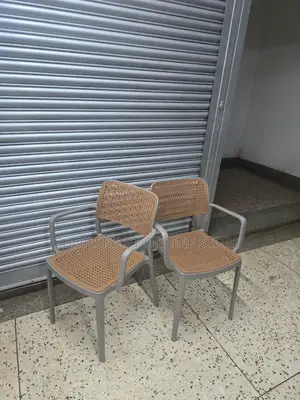 Absorbed Plastic Chairs Plastic Chairs