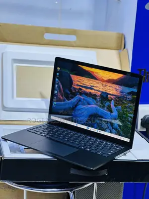 New Laptop Microsoft Surface Book 16GB Intel Core I7 SSD 512GB