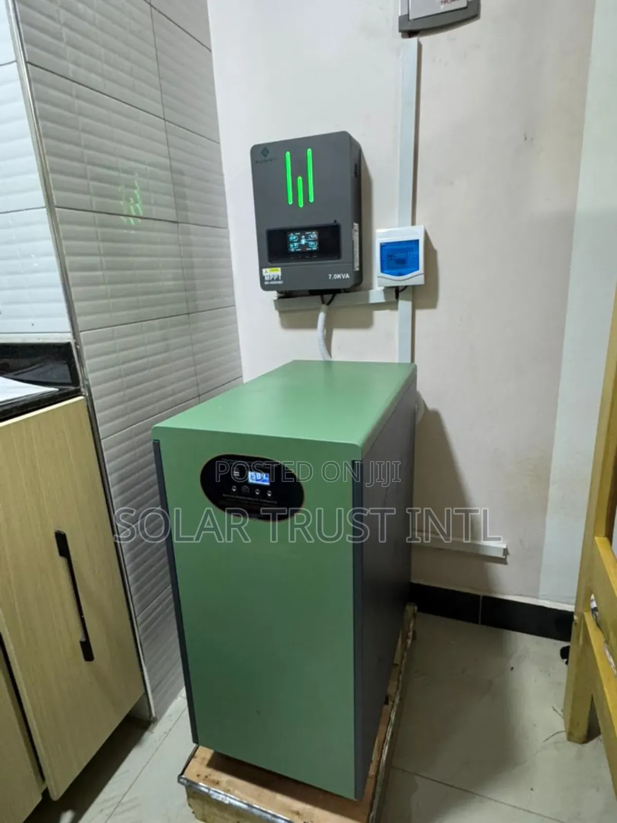7kwh Hybrid System With a 15kwh Lithium Ion Battery