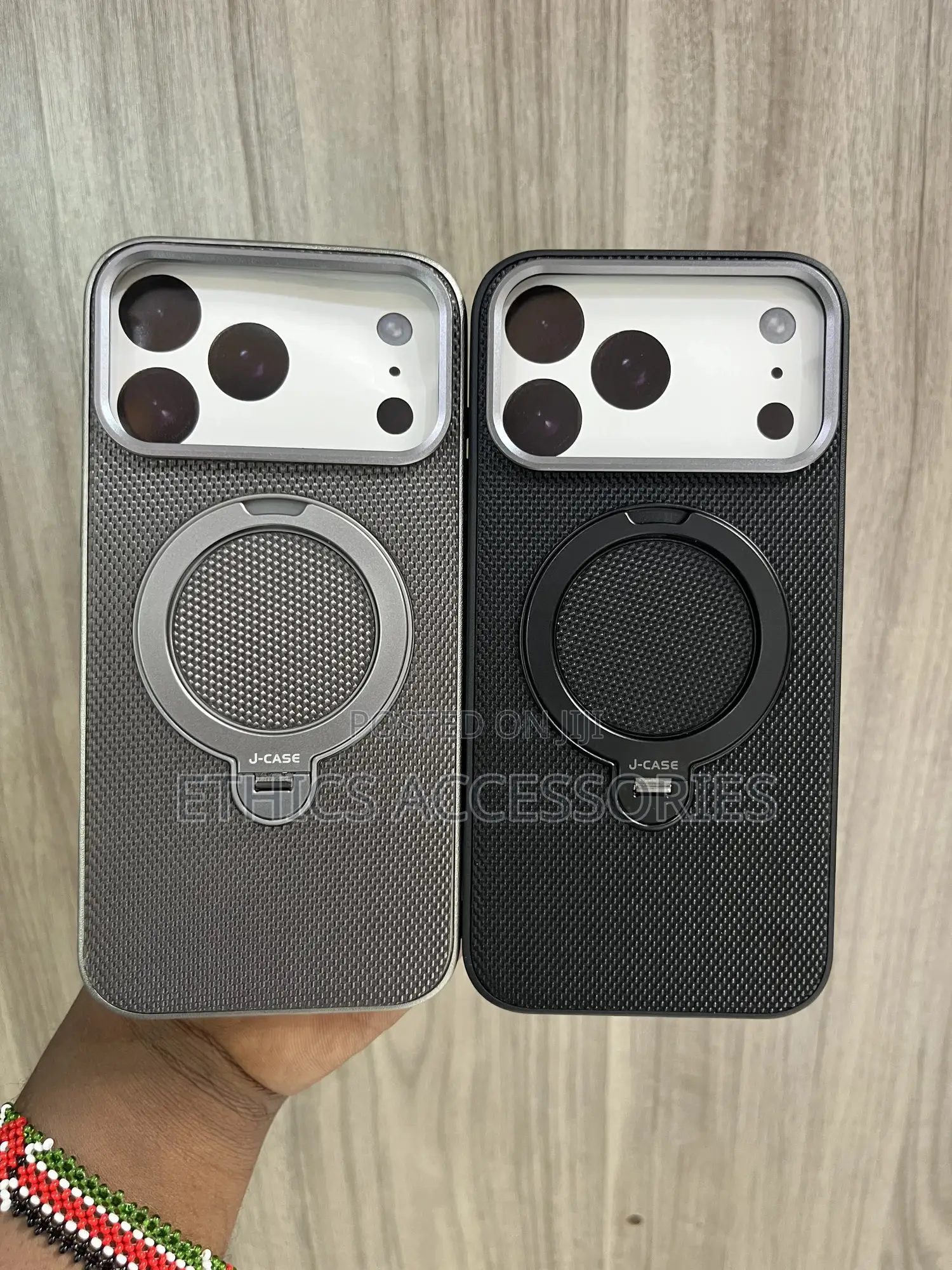 J-Case iPhone 17 Pro Max