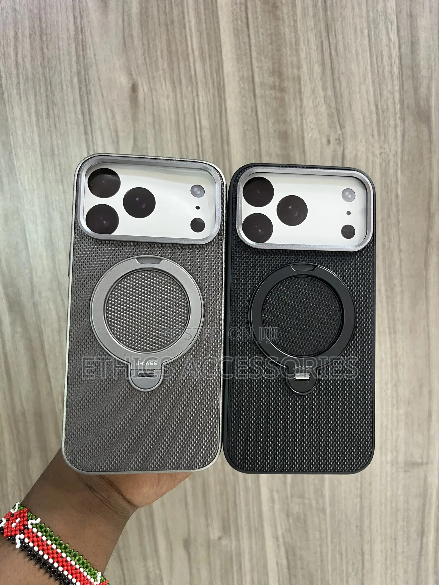 J-Case iPhone 17 Pro Max