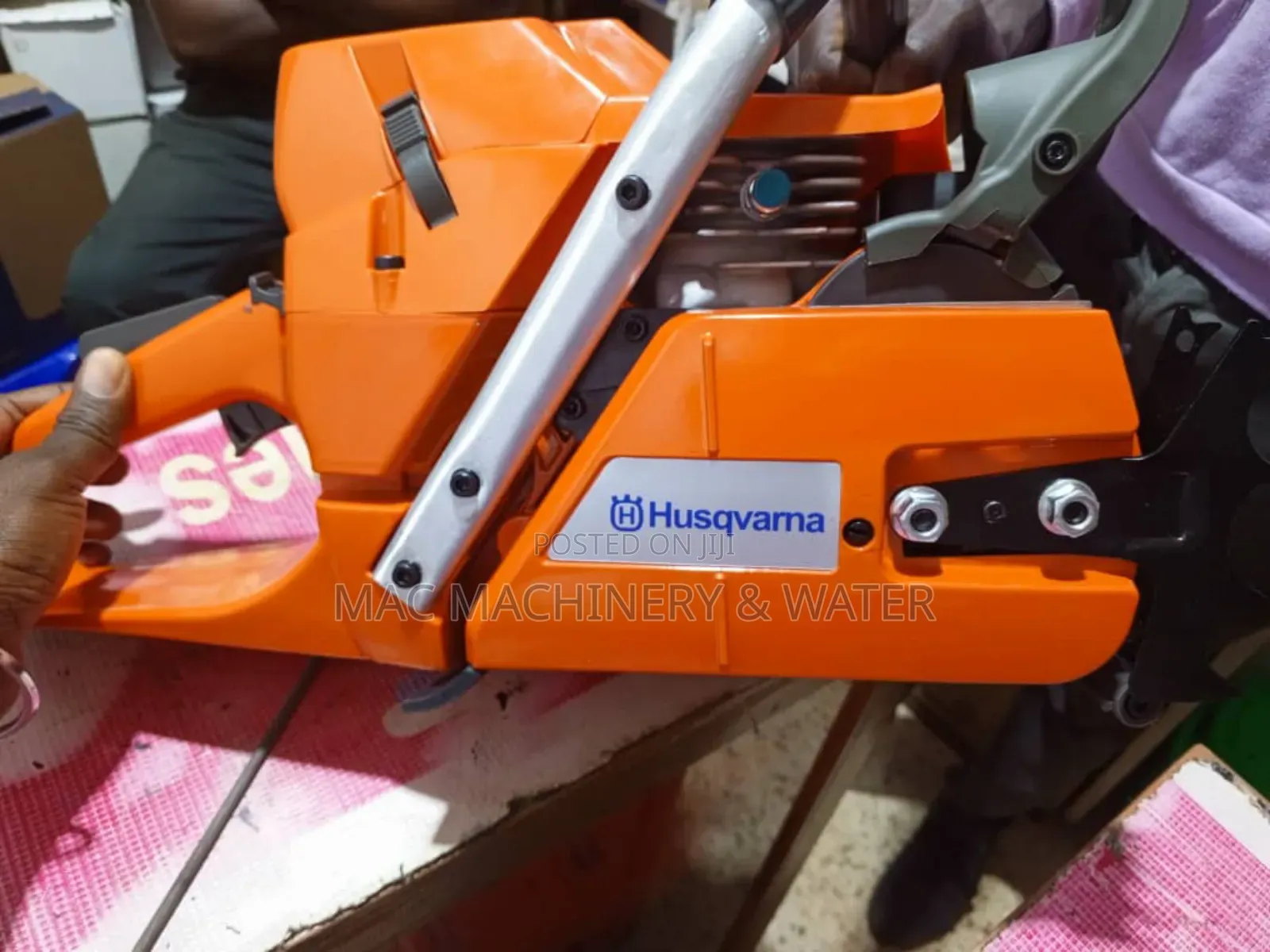 Husqvarna 365 Chain Saw / Power Saw