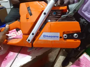 Husqvarna 365 Chain Saw / Power Saw