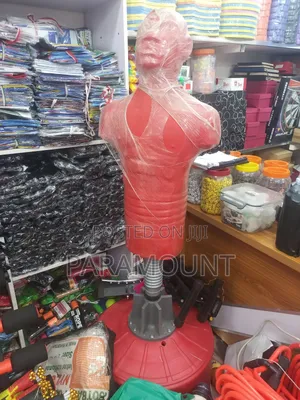 Humanoid Punching Dummy