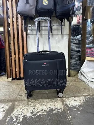 Its Poilt Travel Bag
