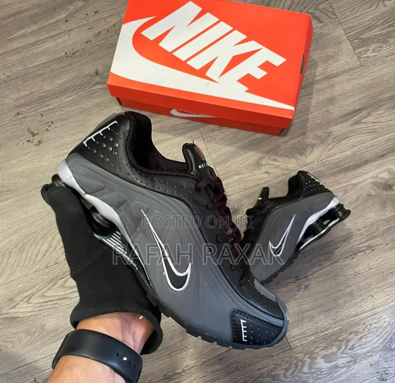 Original Black/Metallic Silver Nike Shox R4 Sneakers