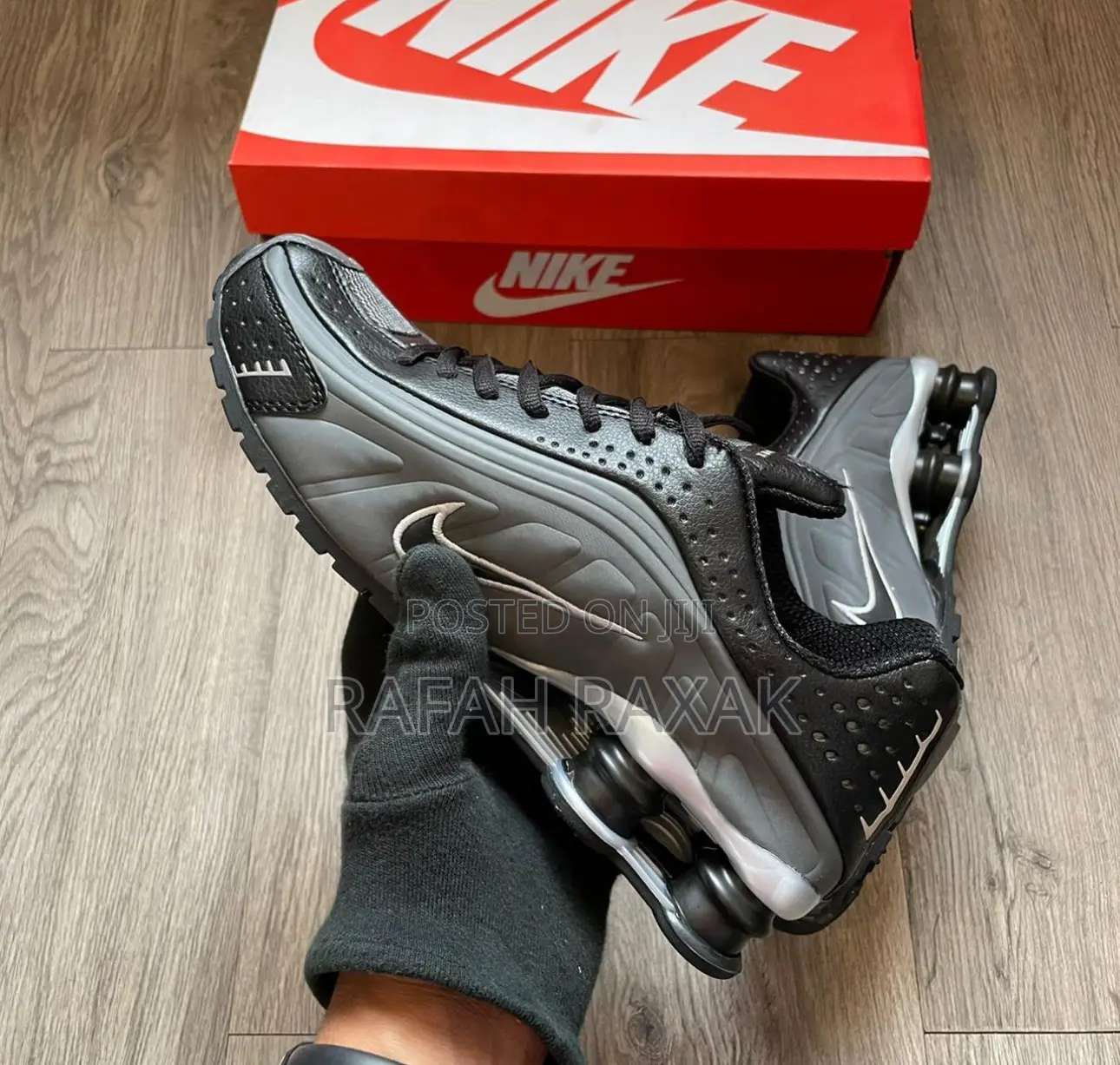 Original Black/Metallic Silver Nike Shox R4 Sneakers
