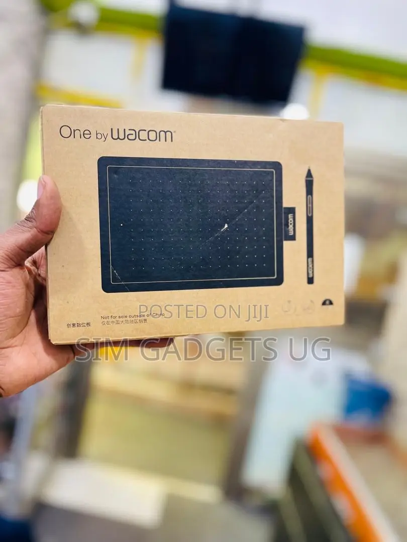 One by Wacom Drawing Tablet.