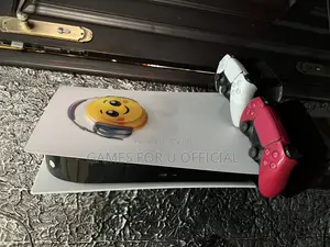 Ps5 Console Uk Used 2 Controllers