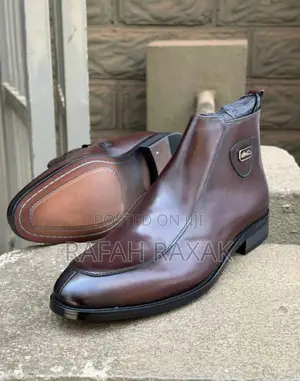 Original Men’S Brown Clarks Chelsea Leather Boots