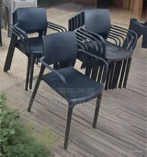 Handy Plastic Chairs Plastic Chairs
