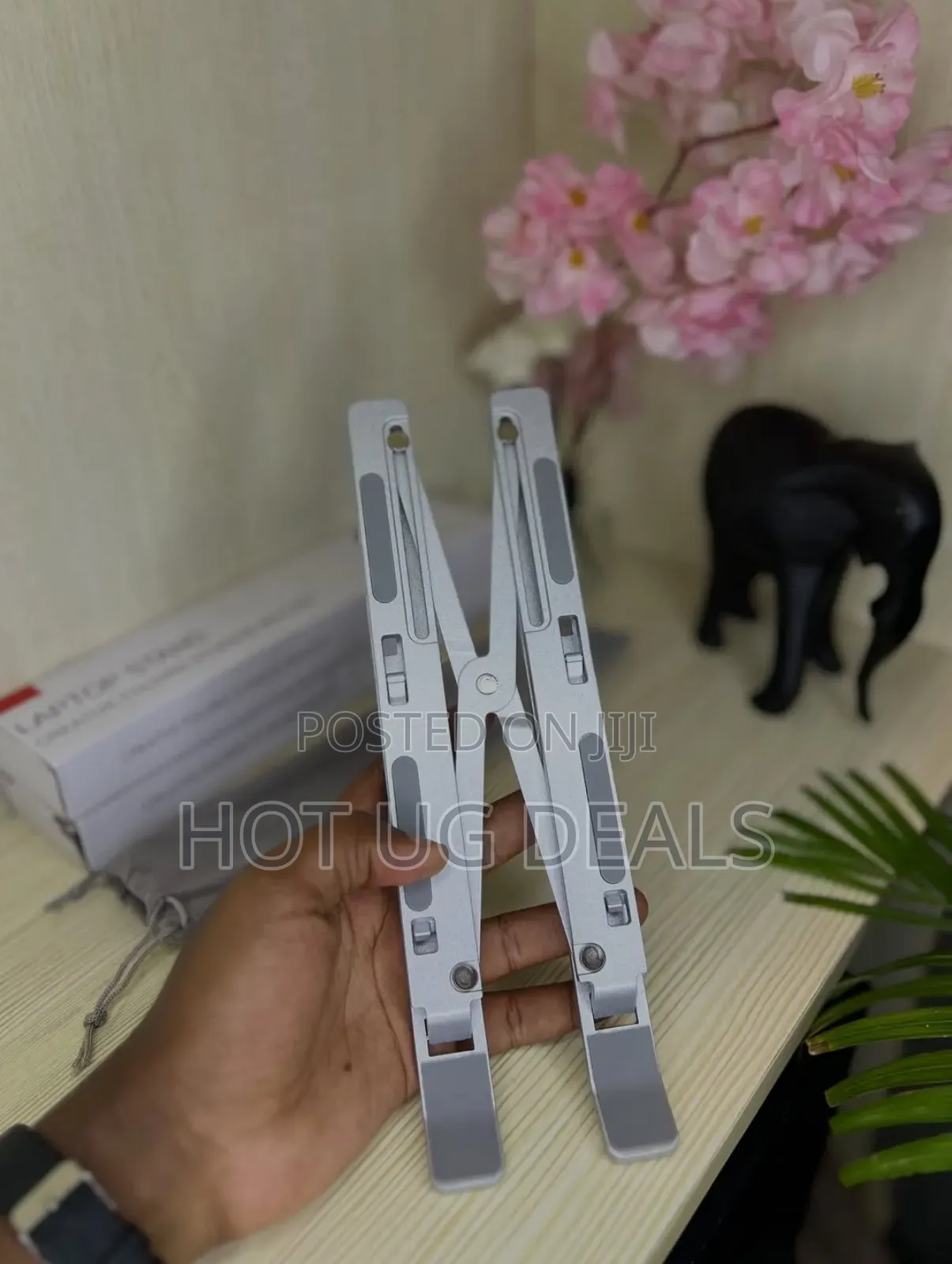7-layer Adjustable Folding Metal Lap.Top Stand