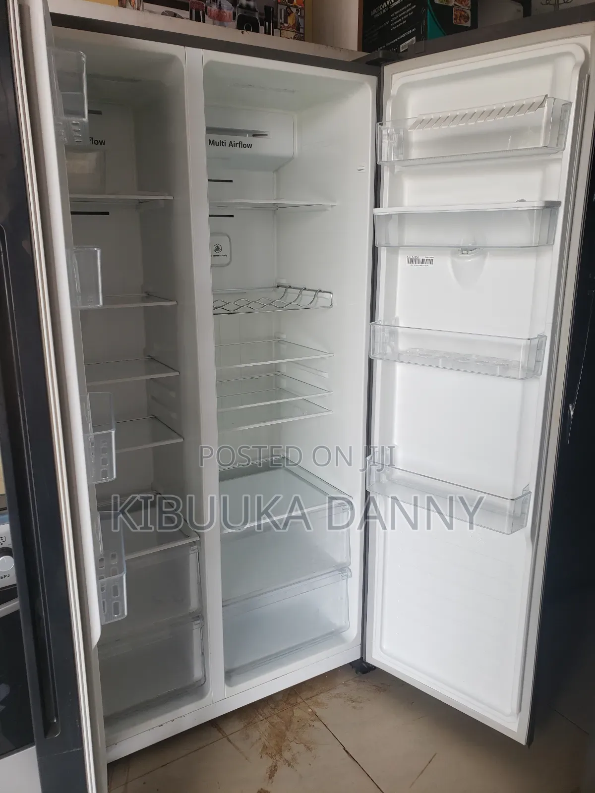 Hisence 670 Litres Glass Doors Side by Side