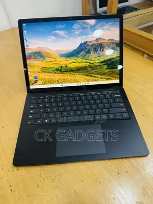 New Laptop Microsoft Surface Laptop 4 16GB Intel Core I7 SSD 512GB