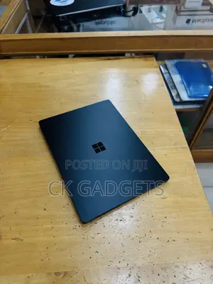 New Laptop Microsoft Surface Laptop 4 16GB Intel Core I7 SSD 512GB