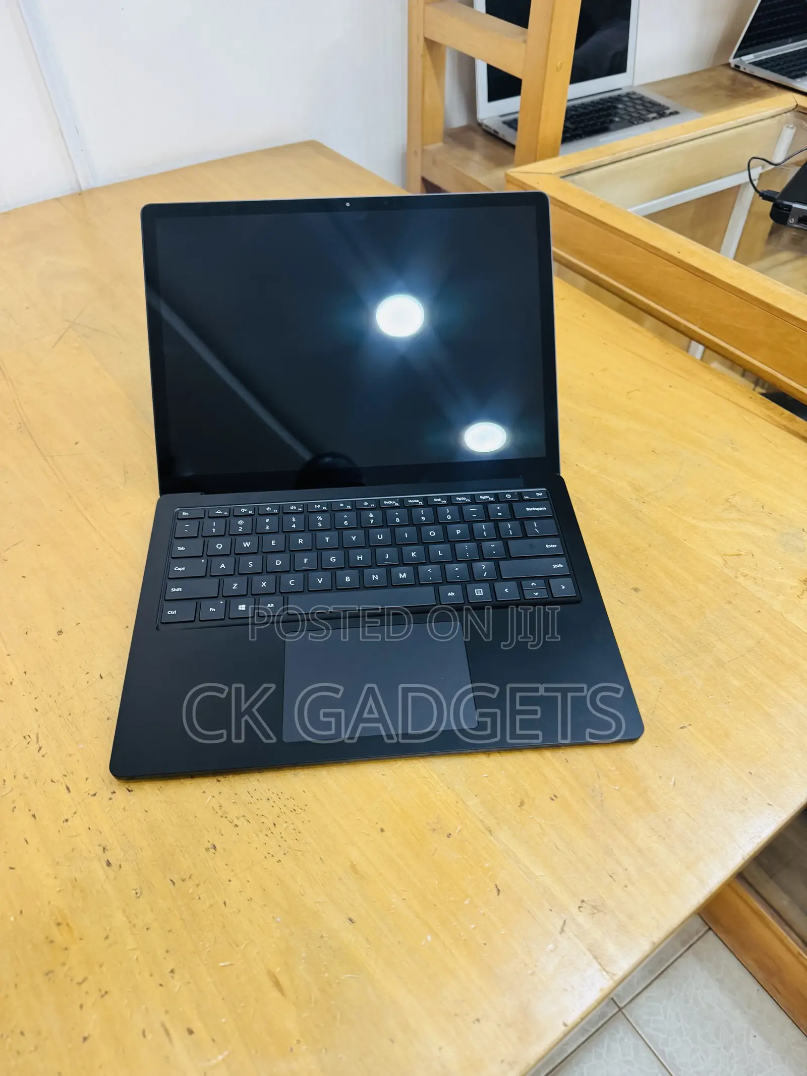 New Laptop Microsoft Surface Laptop 4 16GB Intel Core I7 SSD 512GB