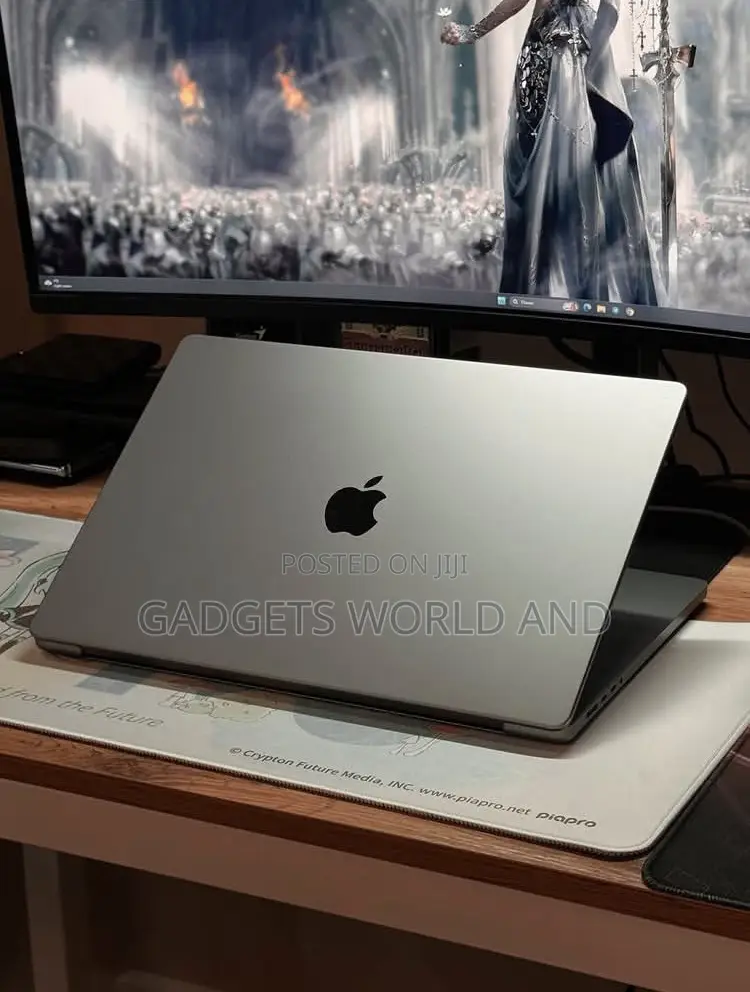 New Laptop Apple MacBook Pro 16GB Apple M1 Pro SSD 512GB