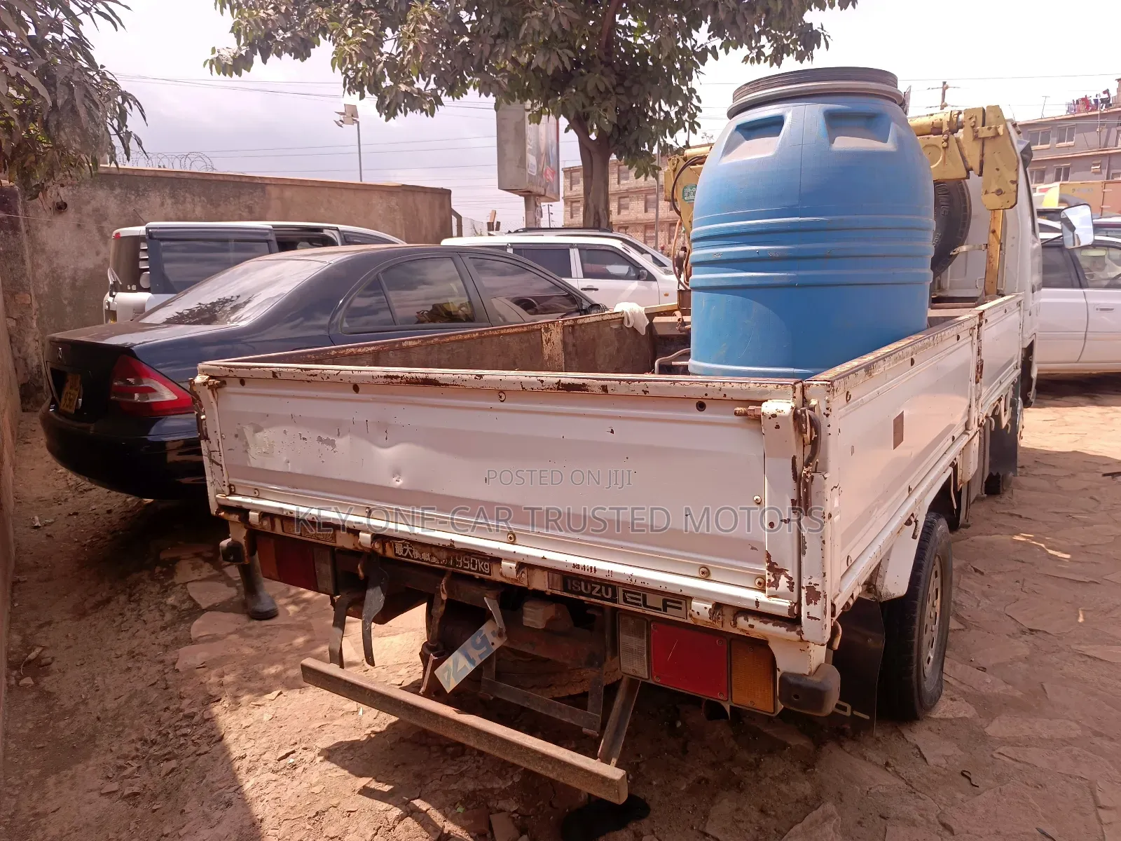 Isuzu Elf Self Loader