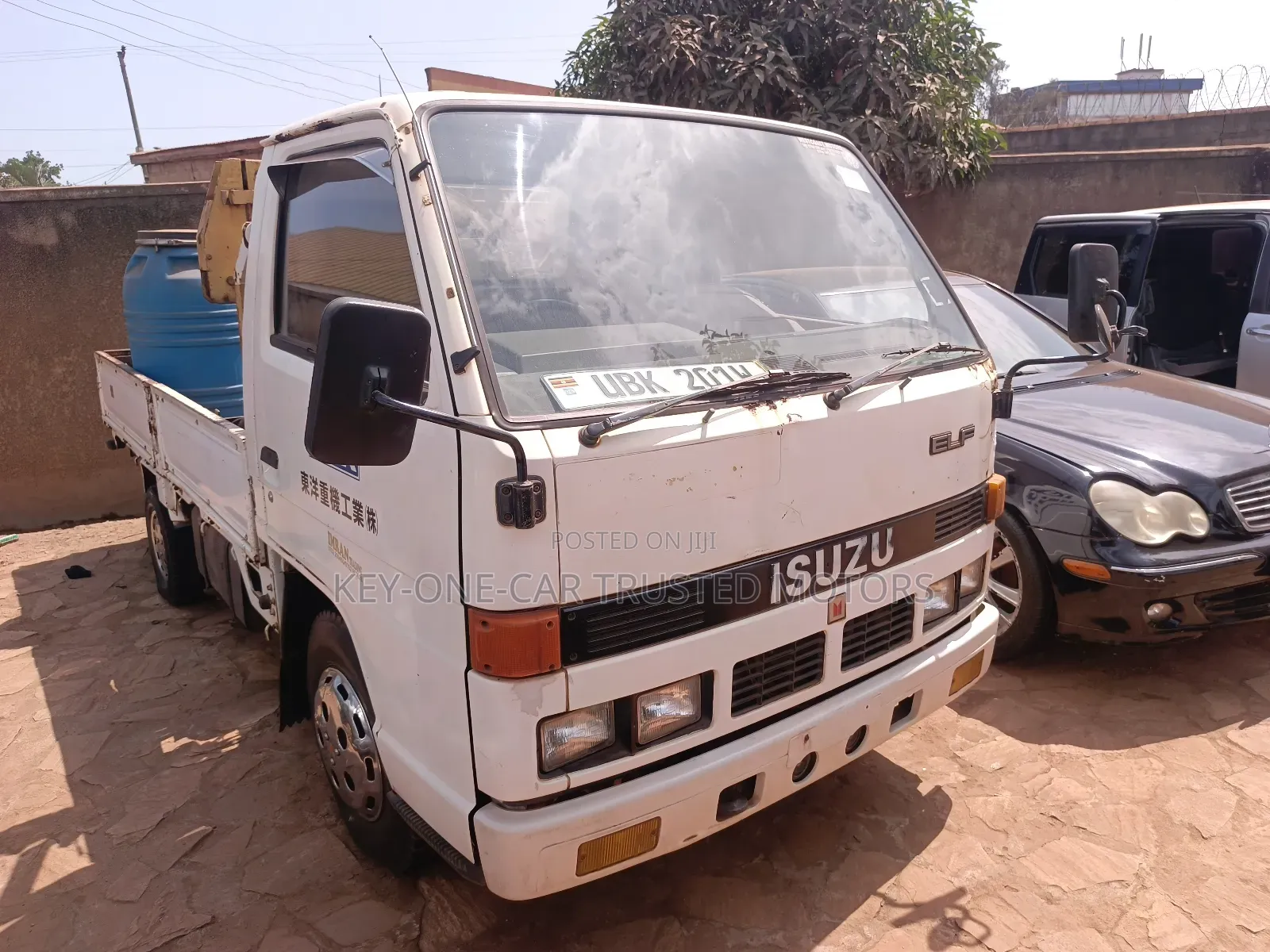 Isuzu Elf Self Loader