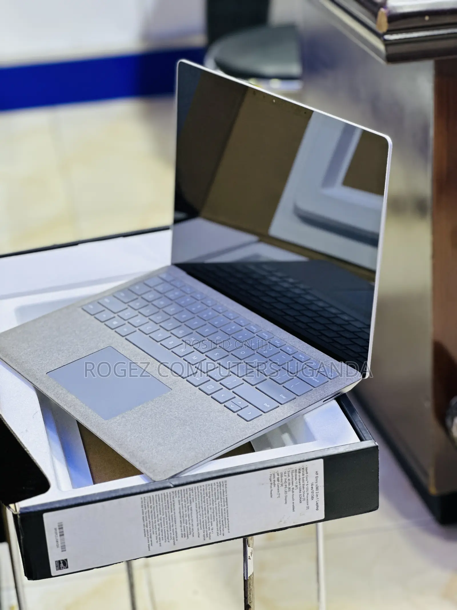 New Laptop Microsoft Surface Laptop 2 8GB Intel Core I5 SSD 256GB