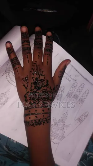 Bridal Henna Makeup