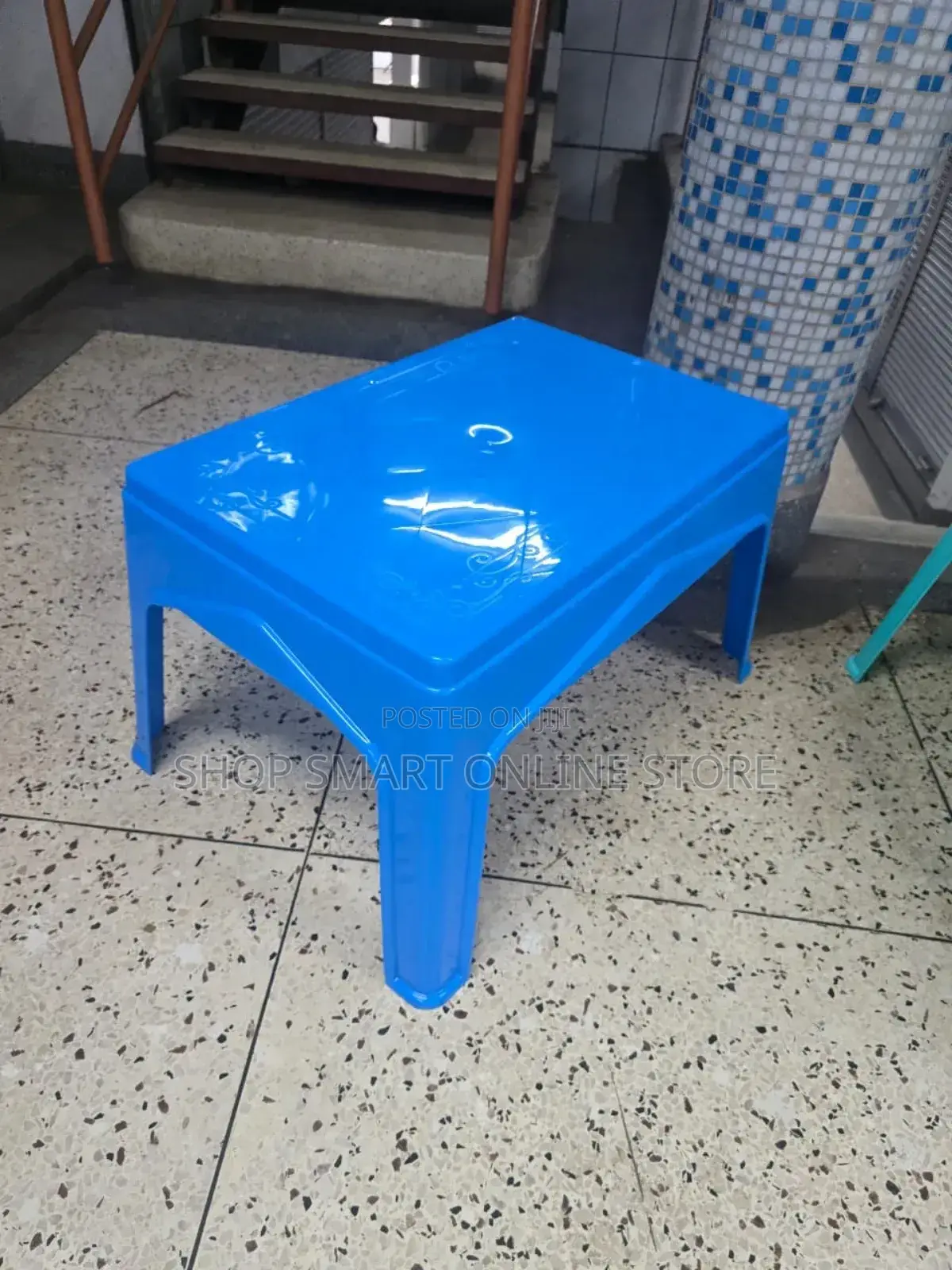 Hard Plastic Tables Hard Plastic Tables