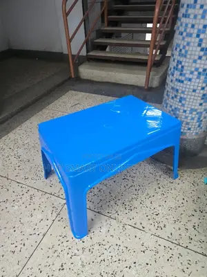 Hard Plastic Tables Hard Plastic Tables