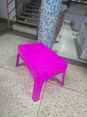 Beauty Plastic Tables