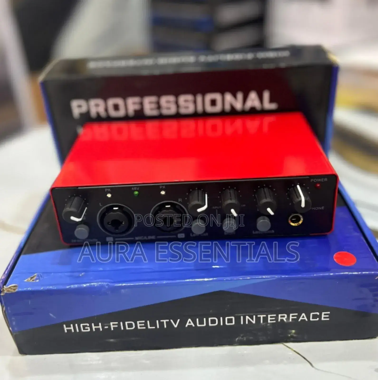 Proffetional Audio Interface for Studio Recording