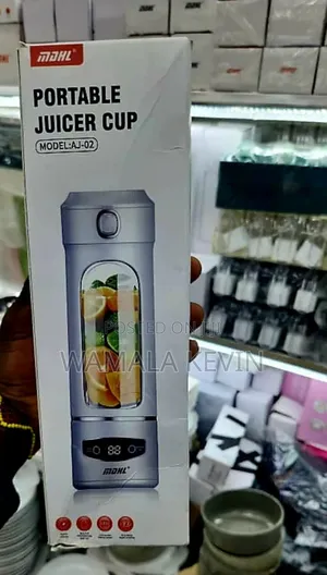 Portable Juicer Cup,