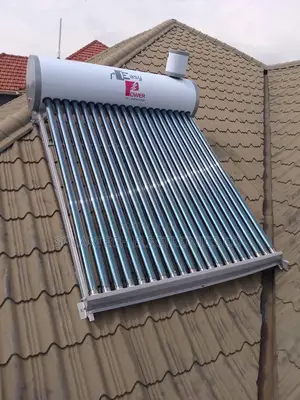 200l en Sun Premium Solar Heater for Domestic Use