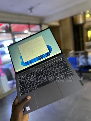 Laptop Lenovo 16GB Intel Core Ultra 7 SSD 512GB