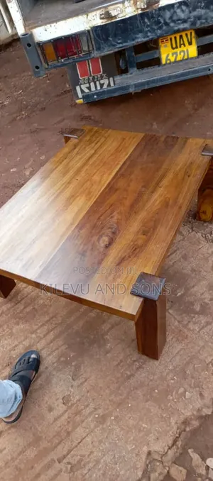 Centre Table in Mahogany