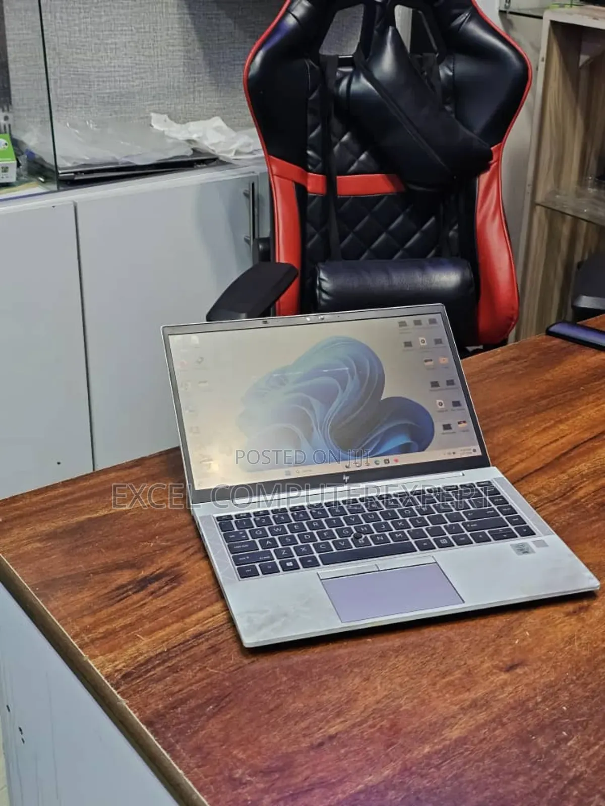 New Laptop HP EliteBook 840 G7 8GB Intel Core I7 SSD 512GB