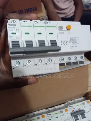 Earth Leakages 2p, 4p 16a, RCCB 32a