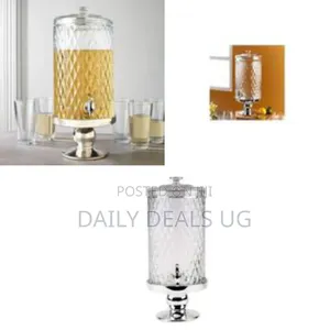 Elegant Diamond-Patterned Glass Beverage Dispenser Set