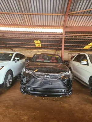 Toyota Harrier 2020 Black