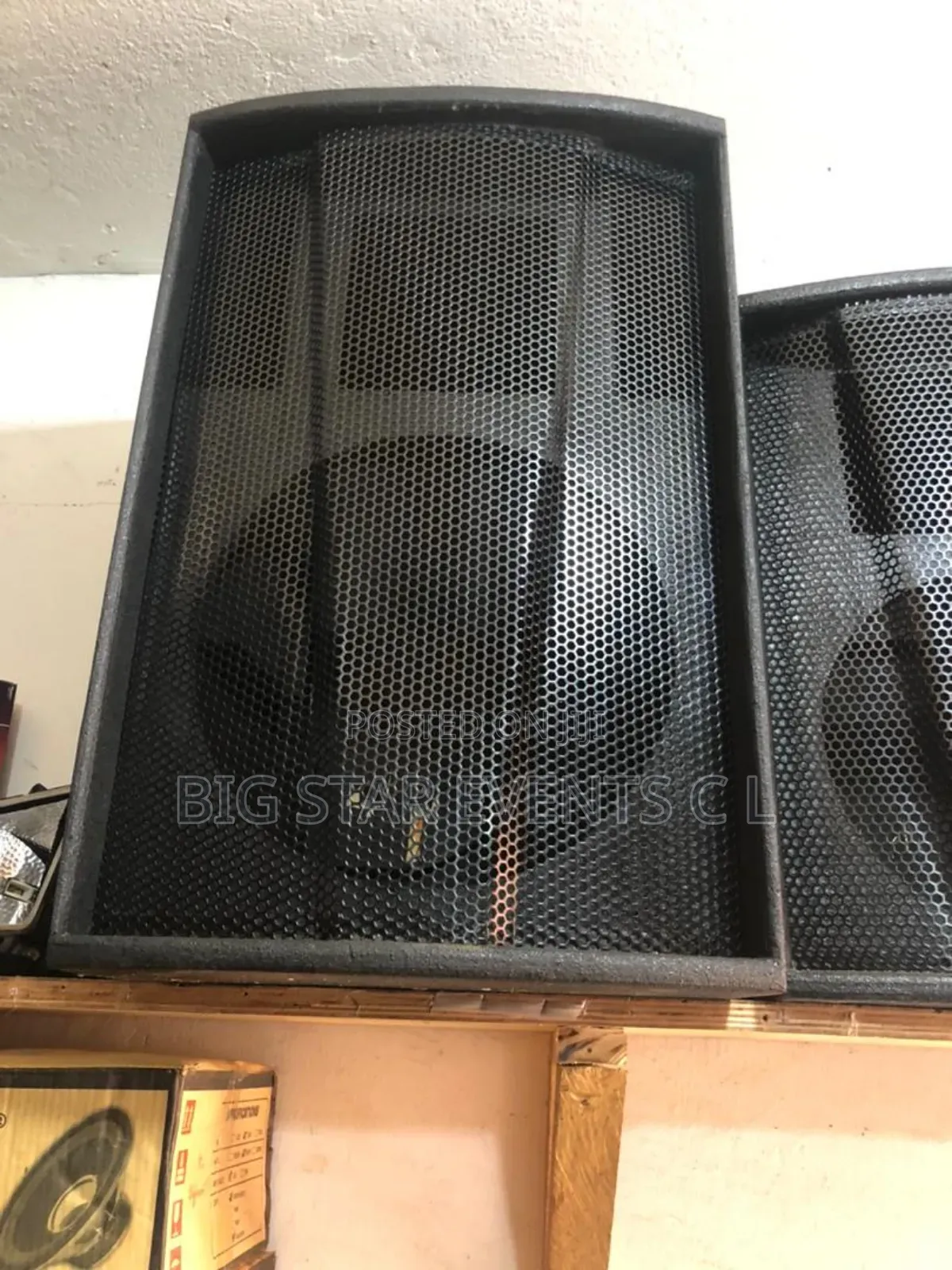 Martin Audio Box
