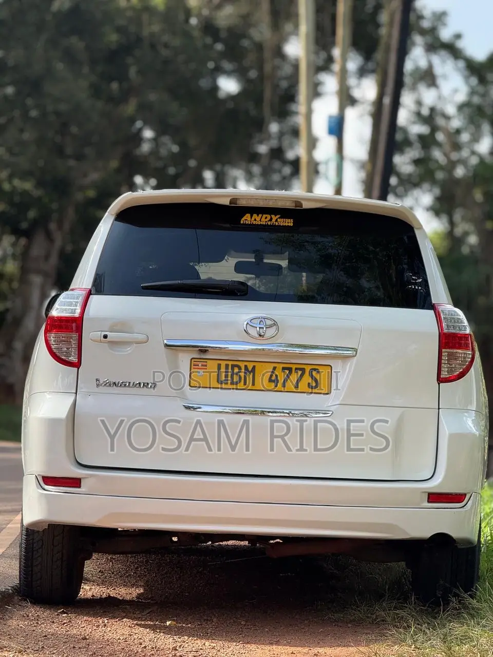 Toyota Vanguard 2010 White
