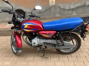 Bajaj CT 125X 2023 Red