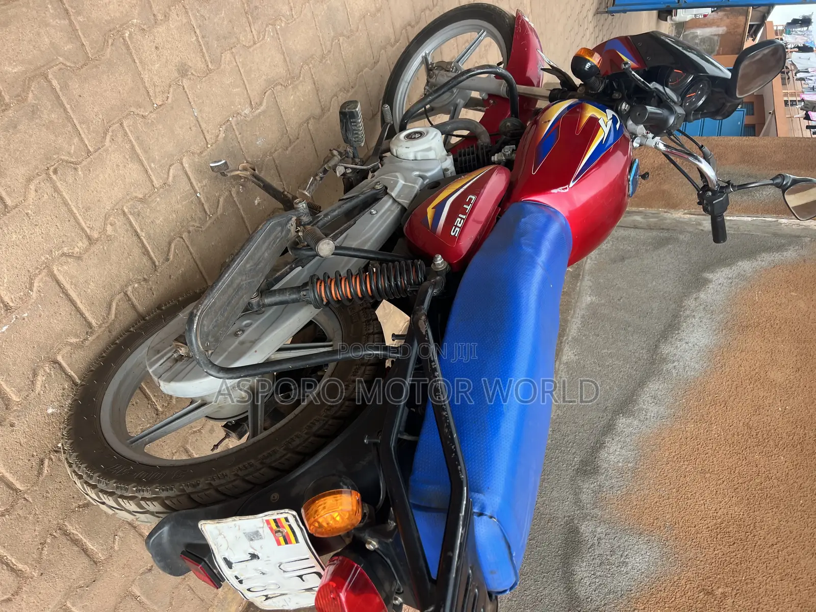 Bajaj CT 125X 2023 Red