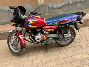 Bajaj CT 125X 2023 Red